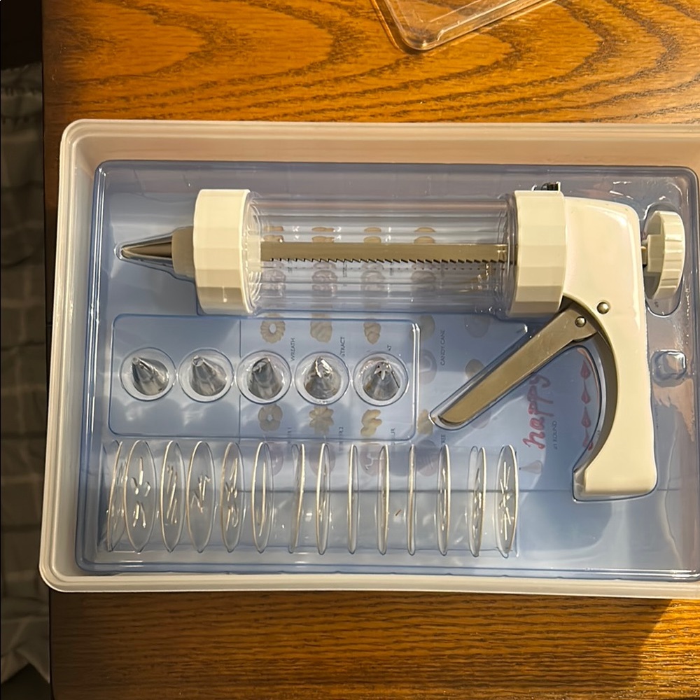 Elegant White Cookie Press Set